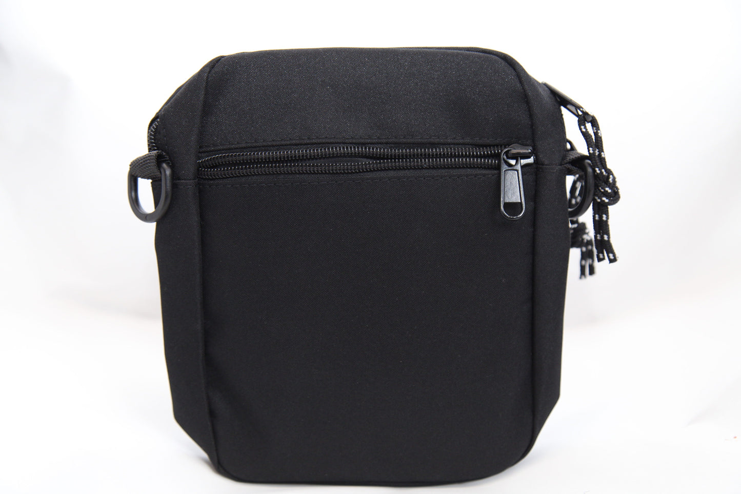 Cross body manbag